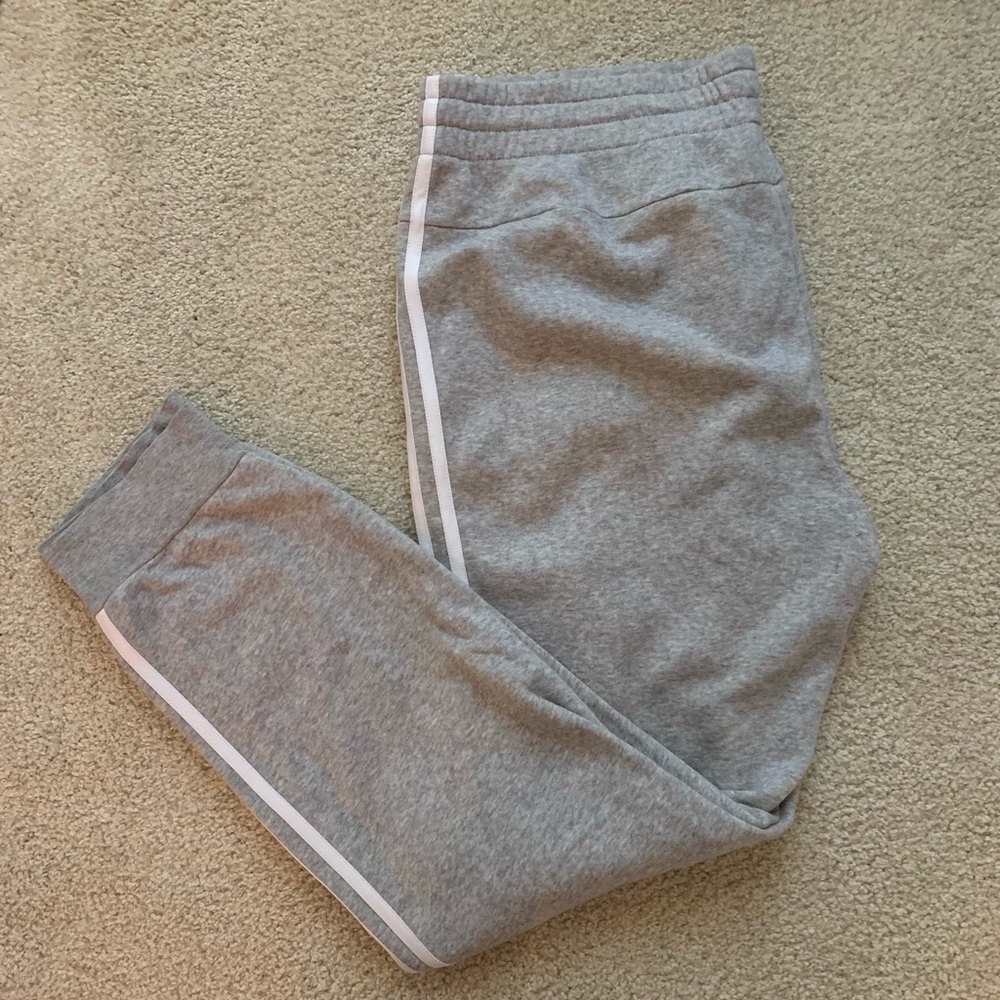 Adidas sweatpants